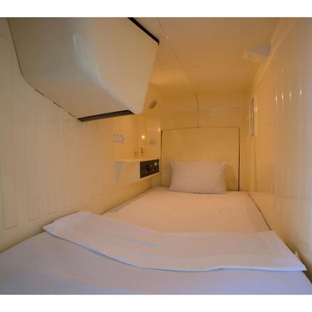 Male Only Capsule Inn Hamamatsucho - Vacation Stay 68799V Токио Экстерьер фото