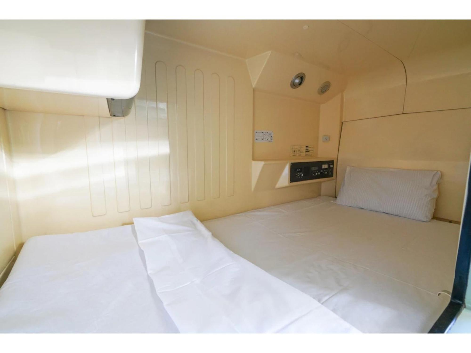 Male Only Capsule Inn Hamamatsucho - Vacation Stay 68799V Токио Экстерьер фото