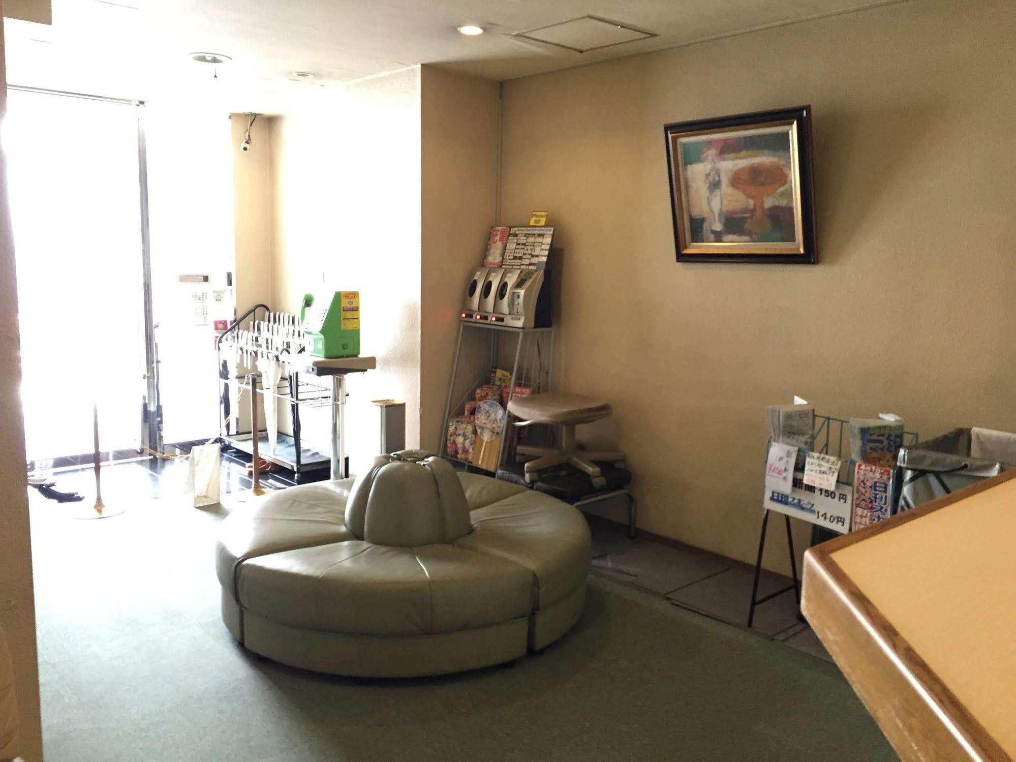 Male Only Capsule Inn Hamamatsucho - Vacation Stay 68799V Токио Экстерьер фото